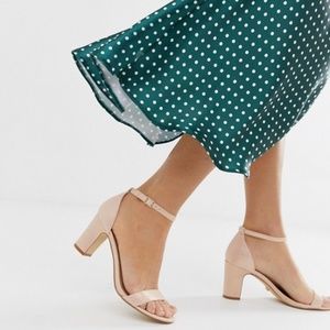 NWOT Oasis heeled sandals in nude/rose gold